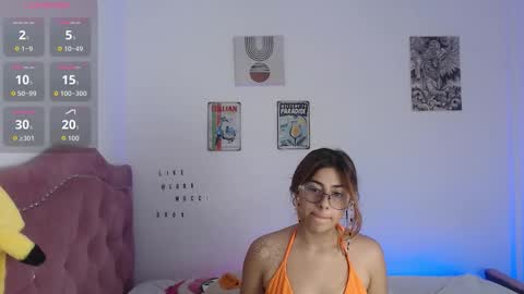 laramucci online show from November 9, 8:27 pm