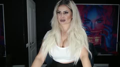 laras_moans online show from January 12, 10:31 am