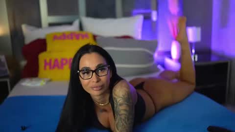 Lara online show from June 28, 7:53 pm