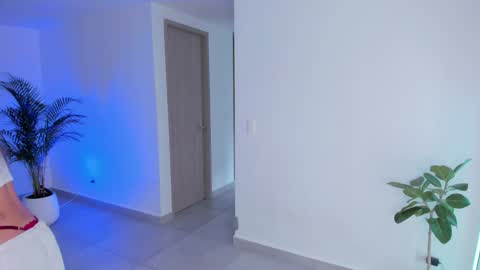 Snapshot of lary_holly chatting on September 10, 8:42 pm Lary  online show from September 10, 8:42 pm