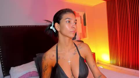 Laura online show from February 19, 12:26 pm