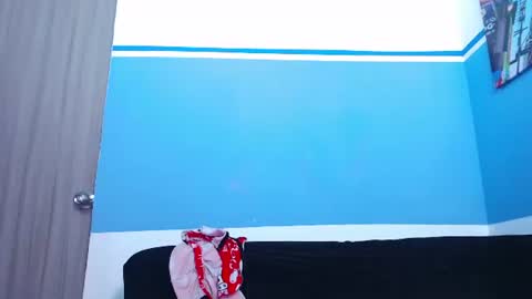 LAURA online show from August 1, 1:46 pm