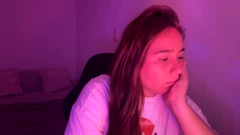 laura online show from March 19, 10:14 pm