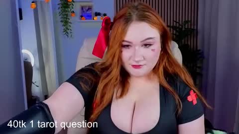 Snapshot of laura_palmerrrr chatting on October 30, 9:00 am Miss Laura online show from October 30, 9:00 am