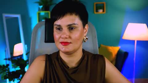 lauradavidsons online show from November 16, 6:30 pm