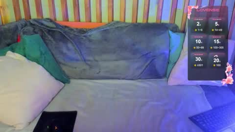 Laura online show from October 11, 8:41 am