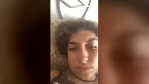 lauraqueen02 online show from June 2, 8:59 am