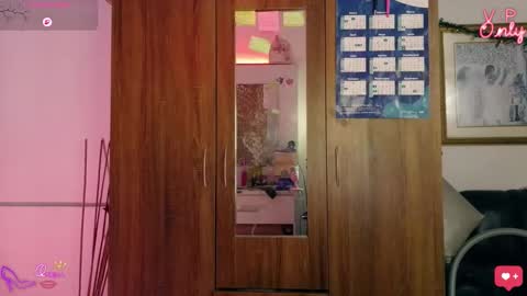 Lauren online show from March 12, 2:36 am