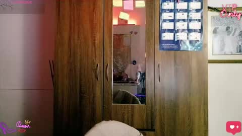 Lauren online show from February 14, 3:41 am