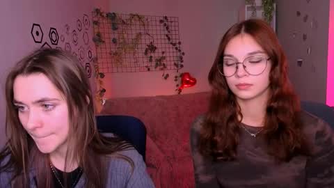 Laure online show from February 23, 1:21 pm