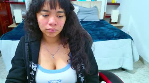 laurent online show from October 30, 4:04 am