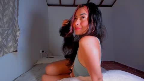 Lucie  online show from February 1, 10:05 am