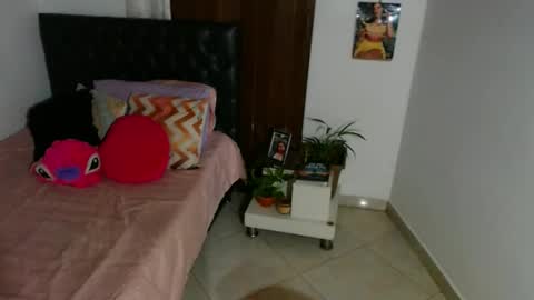 marcela online show from September 24, 1:59 am