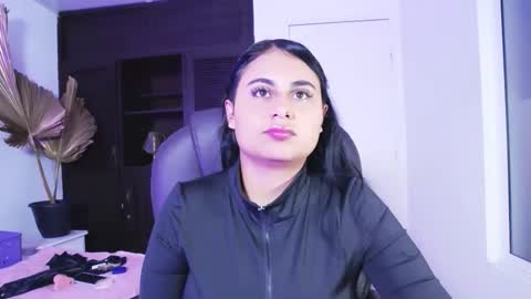  LaurynJeffers  online show from March 13, 12:34 am