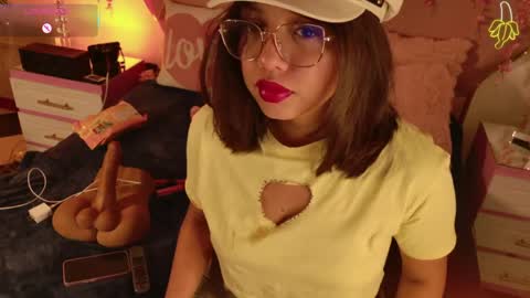 luu online show from April 10, 9:21 pm