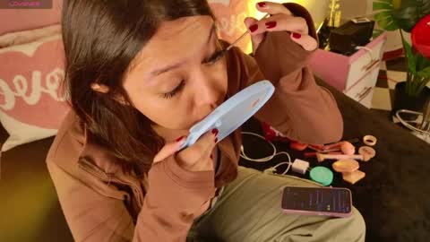 luu online show from April 16, 9:36 pm