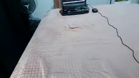 kelly online show from February 18, 11:04 pm