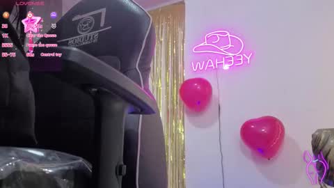 laylafoxy_tay online show from February 18, 3:16 am