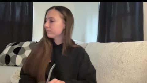 laylahlaylah1 online show from November 12, 5:55 pm