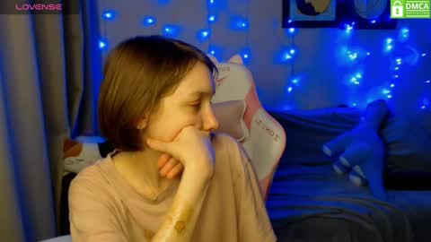 Snapshot of leah__gotty chatting on December 30, 3:12 pm Leah  Gotty online show from December 30, 3:12 pm