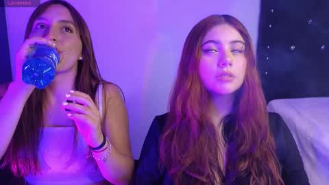 leah_moon11 online show from December 18, 4:17 am