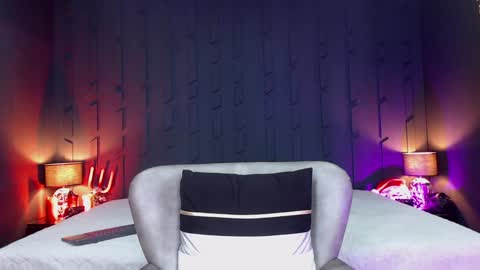 Leana online show from December 13, 9:51 pm