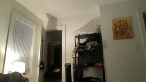 legallybrun91 online show from March 1, 11:50 am