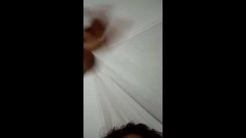 leidy852327 online show from May 17, 5:39 am