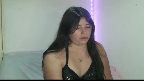 leidyramca online show from October 27, 4:19 am