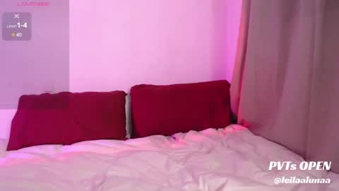 LEILA LUNA online show from April 12, 4:15 am