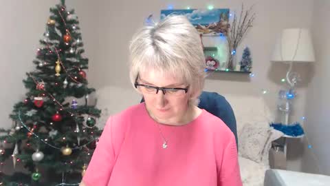 Leila Kinky online show from January 7, 5:55 am