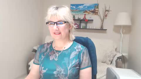 Leila Kinky online show from February 23, 8:11 am