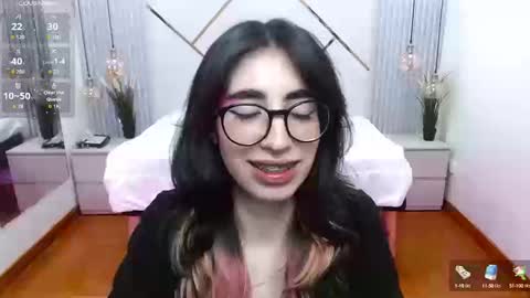 Lena online show from September 10, 9:15 pm