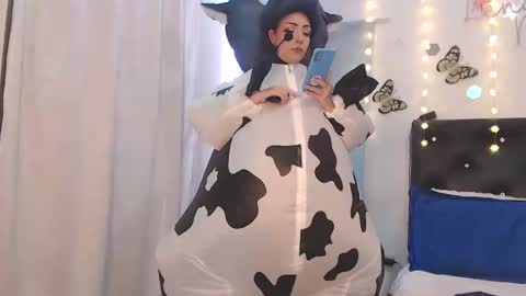 lenaleenyan online show from February 15, 12:15 am