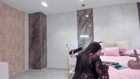 Lenathompson online show from December 3, 2:12 am