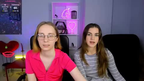 Leona online show from November 16, 1:55 pm