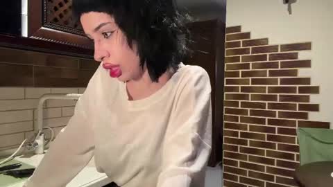 lesleypowderly online show from July 27, 10:29 pm