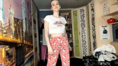 Kate online show from May 13, 4:24 pm