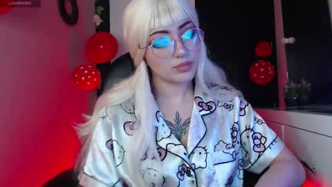 Less  online show from February 11, 2:47 am