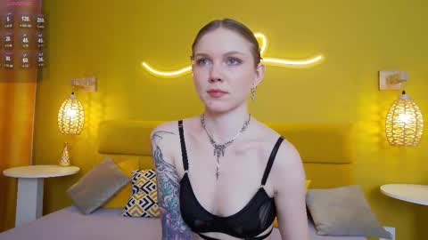 Lessy online show from November 10, 2:50 am