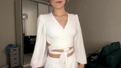 Kate online show from April 22, 2:14 pm