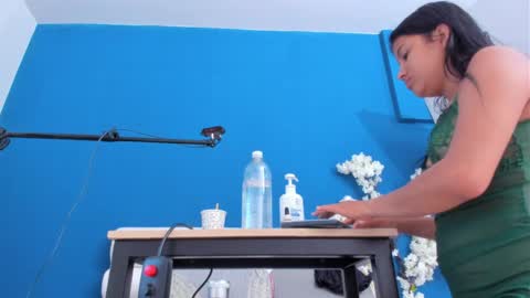 Maria Jose online show from June 4, 11:04 am