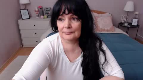 Mary online show from March 29, 1:43 pm