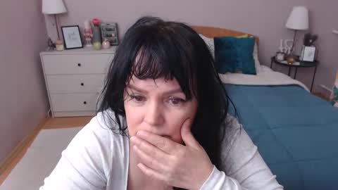 Mary online show from February 13, 1:46 pm