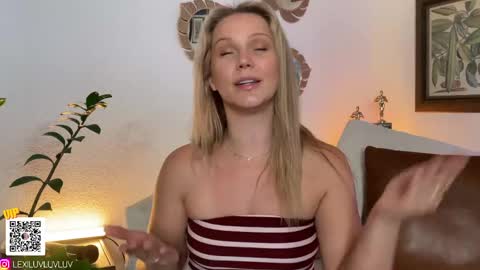 Lexi online show from April 15, 2:01 am