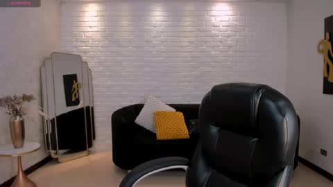 Lexie  online show from February 10, 8:00 pm