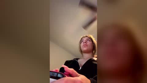 Lexi lover 19yo online show from February 19, 4:34 am