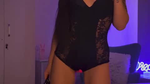 LexyBanks online show from February 13, 8:27 am