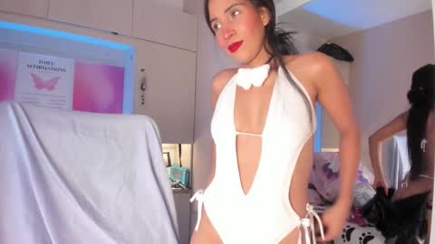 L I A  online show from February 17, 4:12 am