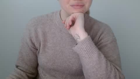 Leyla online show from March 31, 5:51 am